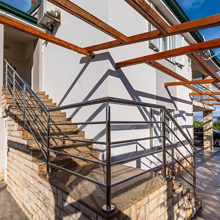 1 Bedroom In Appartamento *