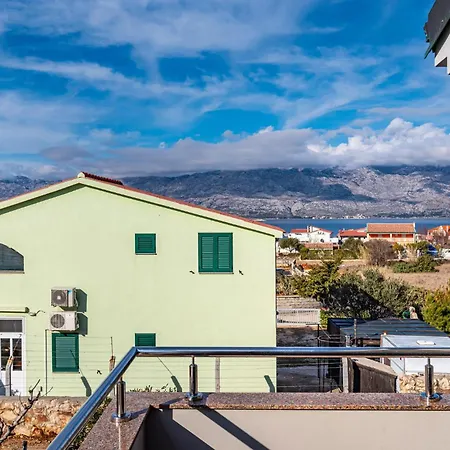 1 Bedroom In Appartamento Ražanac