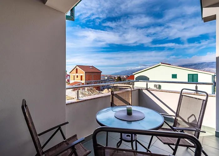 1 Bedroom In *